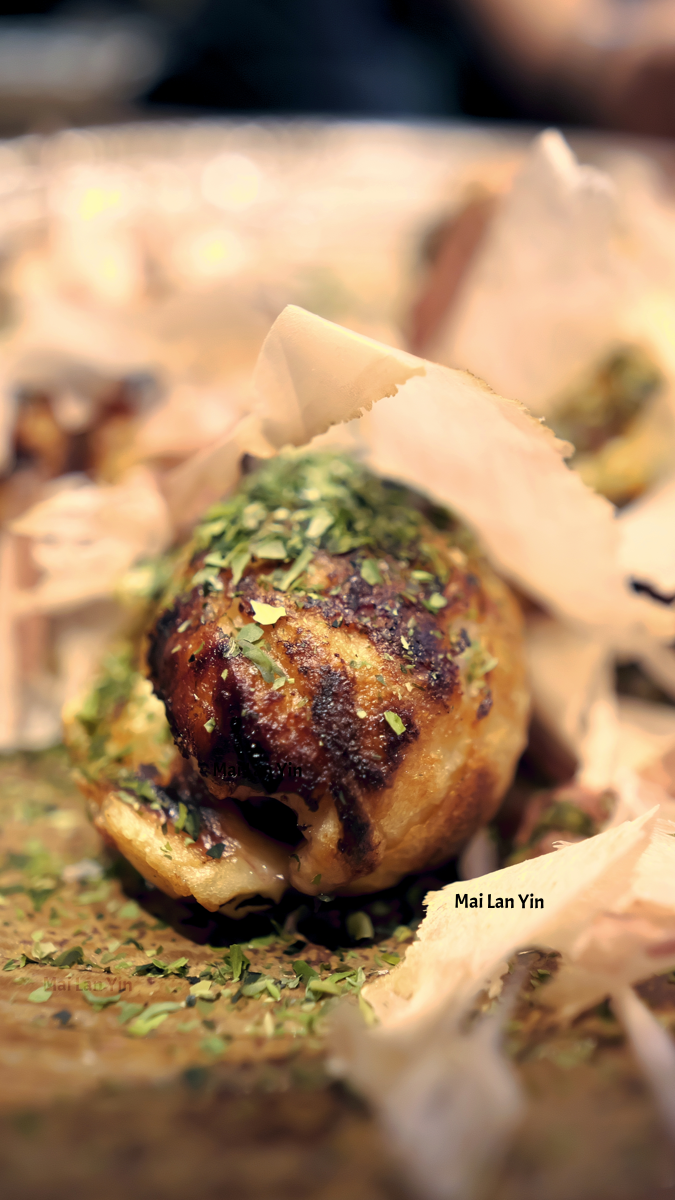 Macro photo of a takoyaki ball